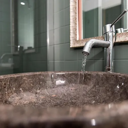 Domus Anita Colosseum Апартаменты